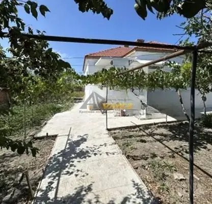 Photo 2 — House in Oblast Burgas, Orizare