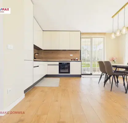 Photo 2 — House in Varna, Priselci
