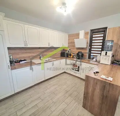 Photo 4 — House in Varna, Priselci