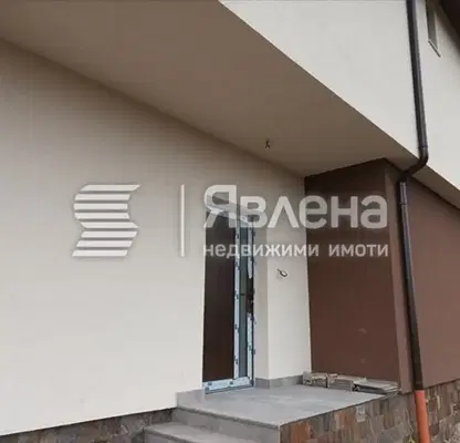 Photo 3 — House in област София, Prolesha