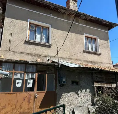 Снимка 2 — Къща в Пазарджик, с. Равногор