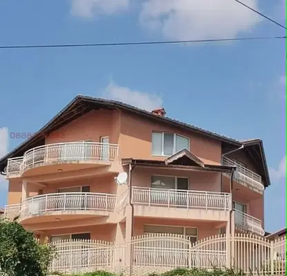 Photo 3 — Spacious 9-room house with sea view in Rogachevo village