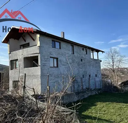 Photo 3 — House in Oblast Veliko Tyrnovo, Samovodene