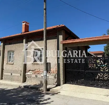 Photo 2 — House in област София, Vakarel