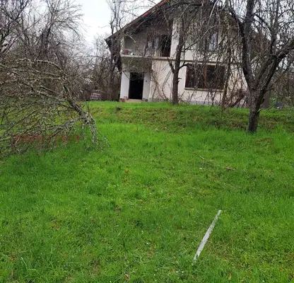 Снимка 4 — Къща в Ловеч, с. Велчево