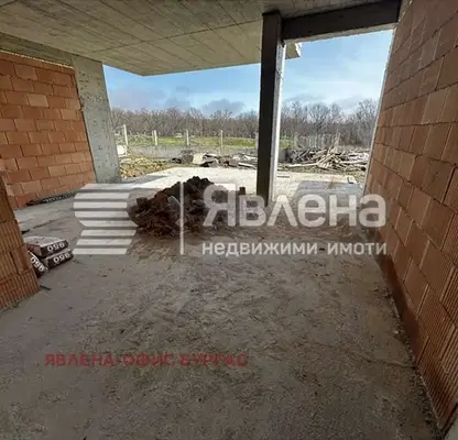 Снимка 3 — Къща в Бургас, с. Велика