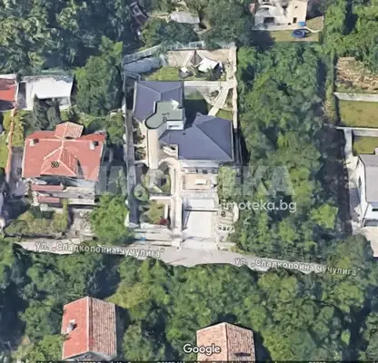 Photo 3 — House in Sofiya, Dragalevci