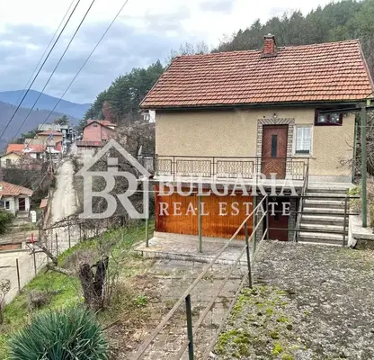 Photo 4 — House in област София, Svoge