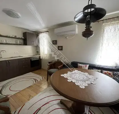 Снимка 4 — Просторна къща с 5 спални в центъра на Трявна