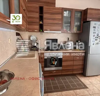 Снимка 4 — Къща във Варна, м-т Долна Трака