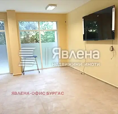 Снимка 2 — Офис в Бургас, Изгрев