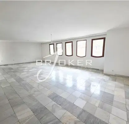 Photo 4 — Office in Plovdiv, Stariyat Grad