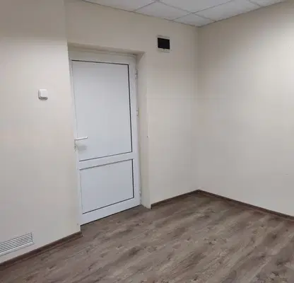 Photo 3 — Office in Ruse, Centyr