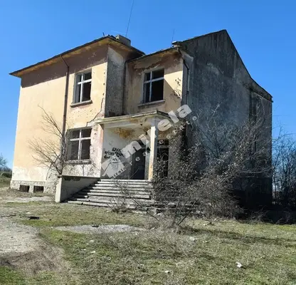 Снимка 4 — Офис в Ямбол, с. Ханово