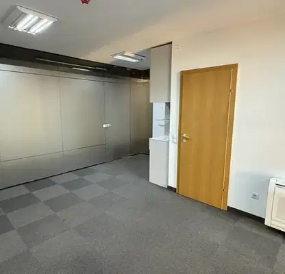 Photo 3 — Office in Sofiya, Centyr