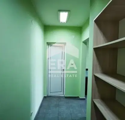 Снимка 5 — Офис в Търговище, Център