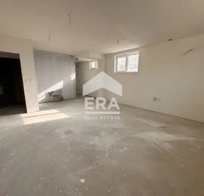 Photo 3 — Office in Varna, Izgrev