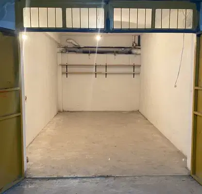 Photo 3 — Garage/Parking in Ruse, Hyshove