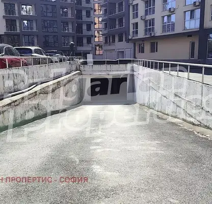 Снимка 5 — Гараж/Паркомясто в София, Полигона