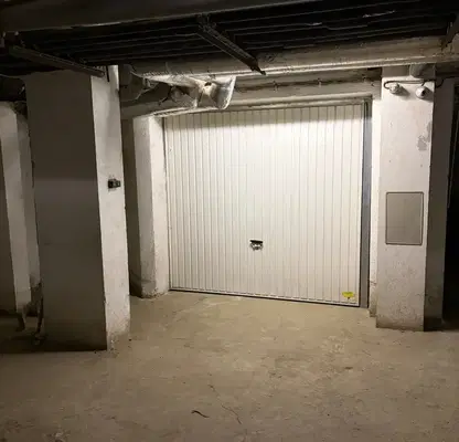 Photo 2 — Garage/Parking in Sofiya, Strelbishte