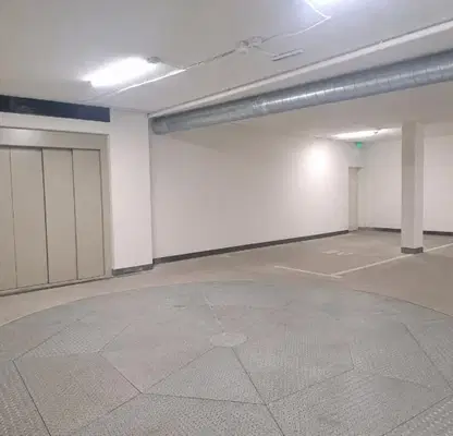 Photo 3 — Garage/Parking in Sofiya, Strelbishte