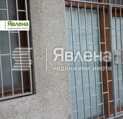 Снимка 2 — Магазин в Бургас, Център