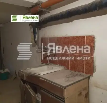 Снимка 3 — Магазин в Бургас, Център