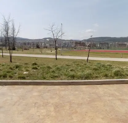 Снимка 4 — Магазин в Кърджали, Център