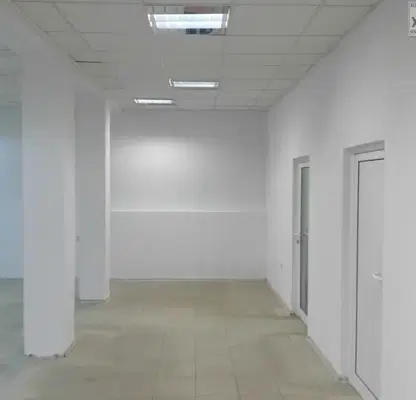 Снимка 3 — Магазин в Монтана, Широк център