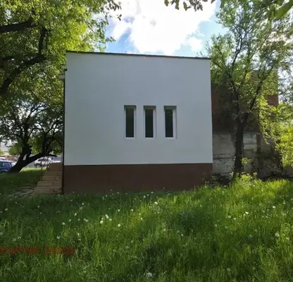 Снимка 2 — Магазин в Перник, Изток