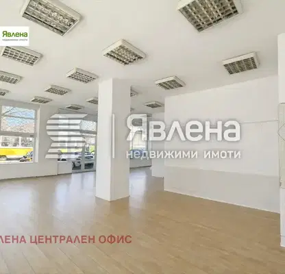 Снимка 3 — Магазин в София, Център