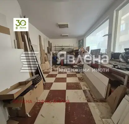 Снимка 3 — Магазин във Варна, Цветен квартал