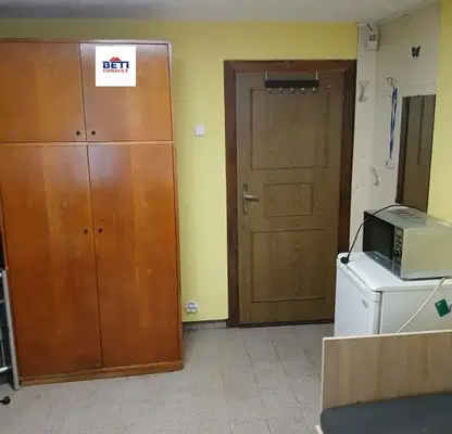Photo 4 — One-room apartment in Zona B-18, Sofia, near metro