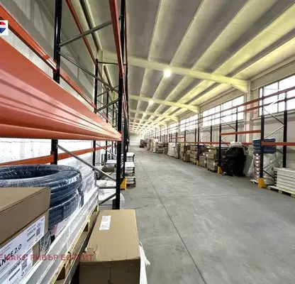 Photo 2 — Warehouse in Ruse, Charodeika - Yug