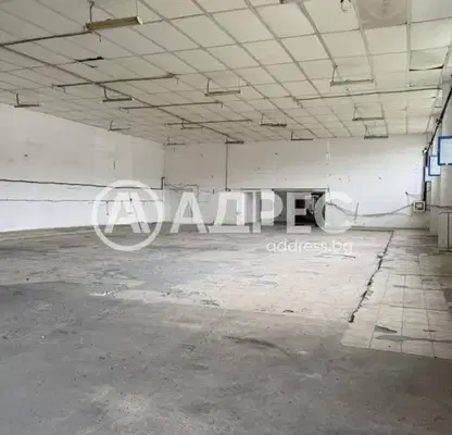 Photo 2 — Warehouse in Oblast Varna, Slynchevo