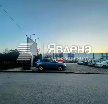 Снимка 2 — Склад в София, Военна рампа
