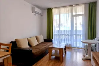 Двустаен апартамент в Бургас, Ахелой