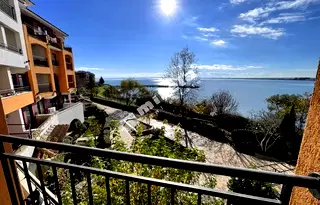 Тристаен апартамент в Бургас, Ахелой