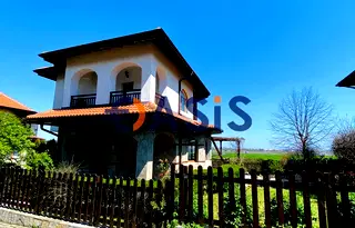 Тристаен апартамент в Бургас, Ахелой