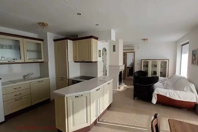 3-bedroom apartment in Dobrich, Balchik