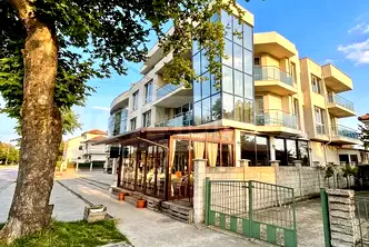 Тристаен апартамент в Добрич, Балчик
