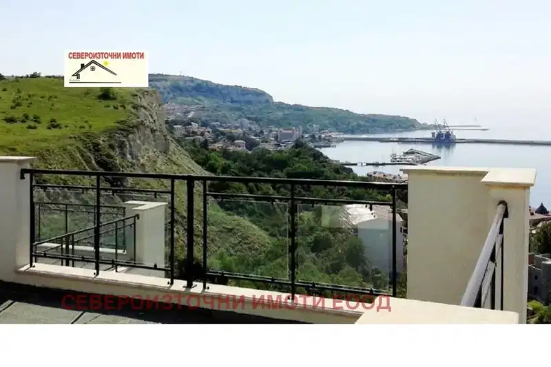 4-bedroom apartment in Dobrich, Balchik