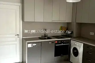 Двустаен апартамент в Благоев, Идеален център