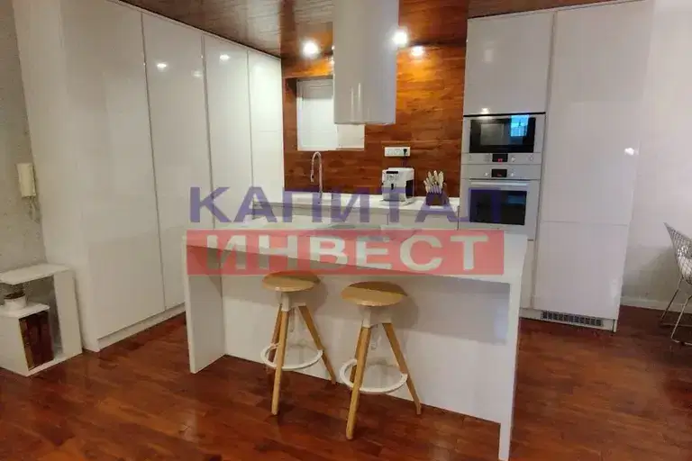 3-bedroom apartment in Благоев, Идеален център