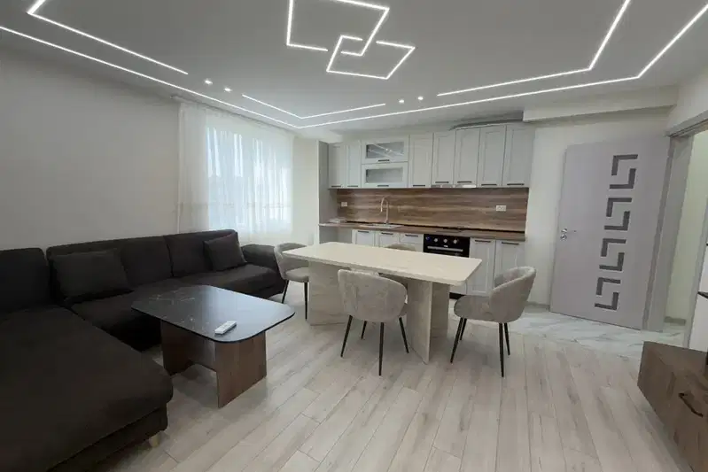 3-bedroom apartment in Благоев, Орлова чука