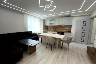 Тристаен апартамент в Благоев, Орлова чука