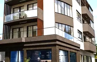 Тристаен апартамент в Благоев, Широк център