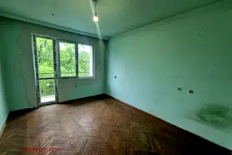 Тристаен апартамент в Благоев, Широк център