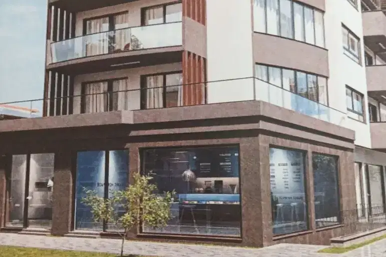 3-bedroom apartment in Благоев, Широк център