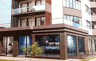 Тристаен апартамент в Благоев, Широк център